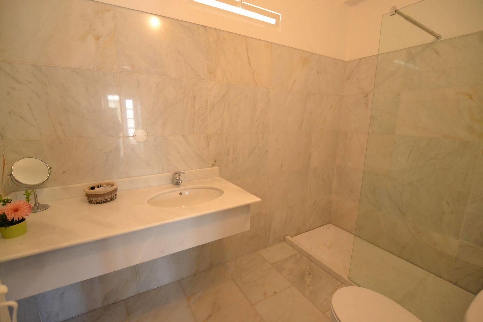 귀마레스 Casa Do Ribeiro B&B 외부 사진